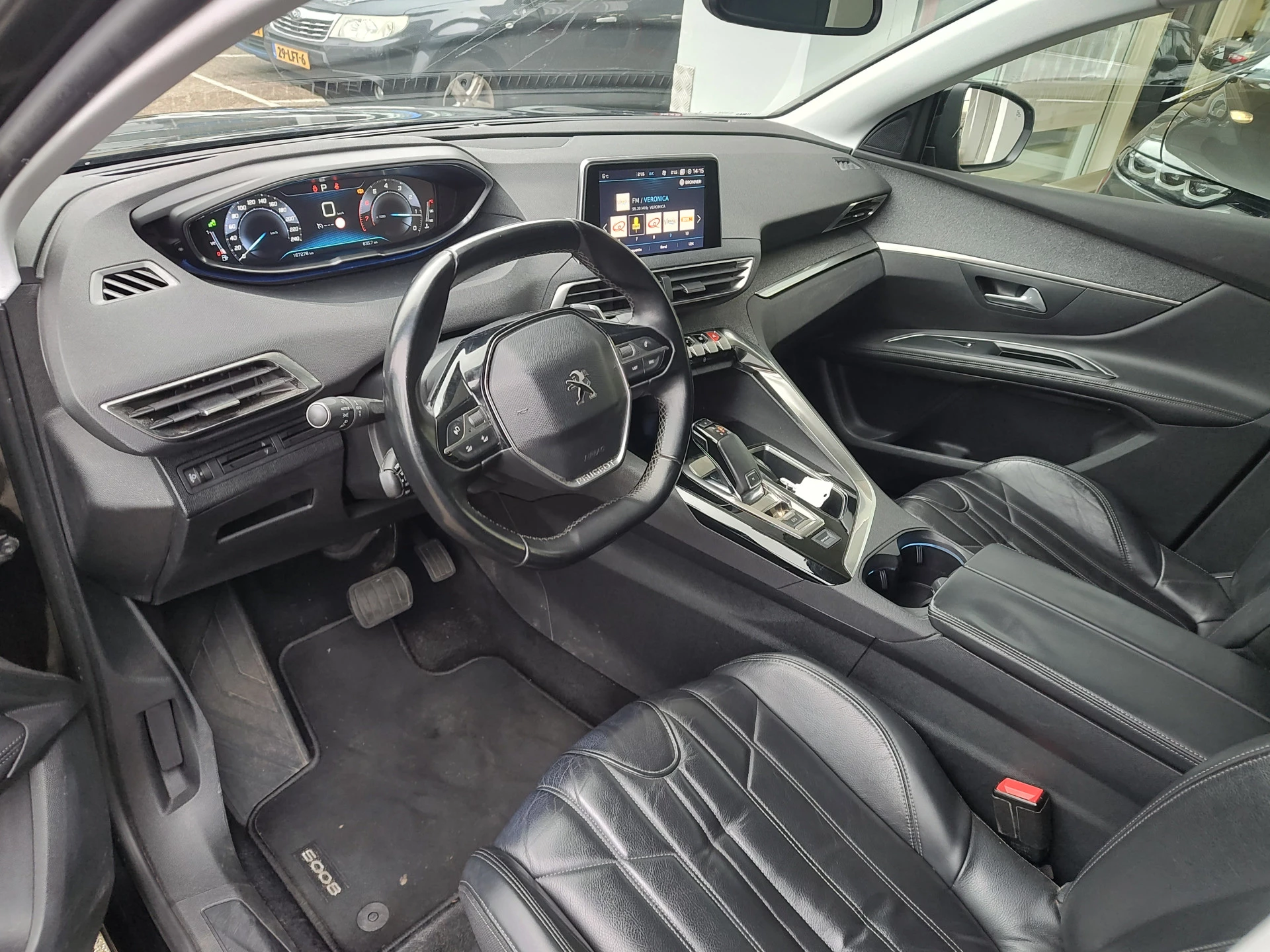 Hoofdafbeelding Peugeot 5008