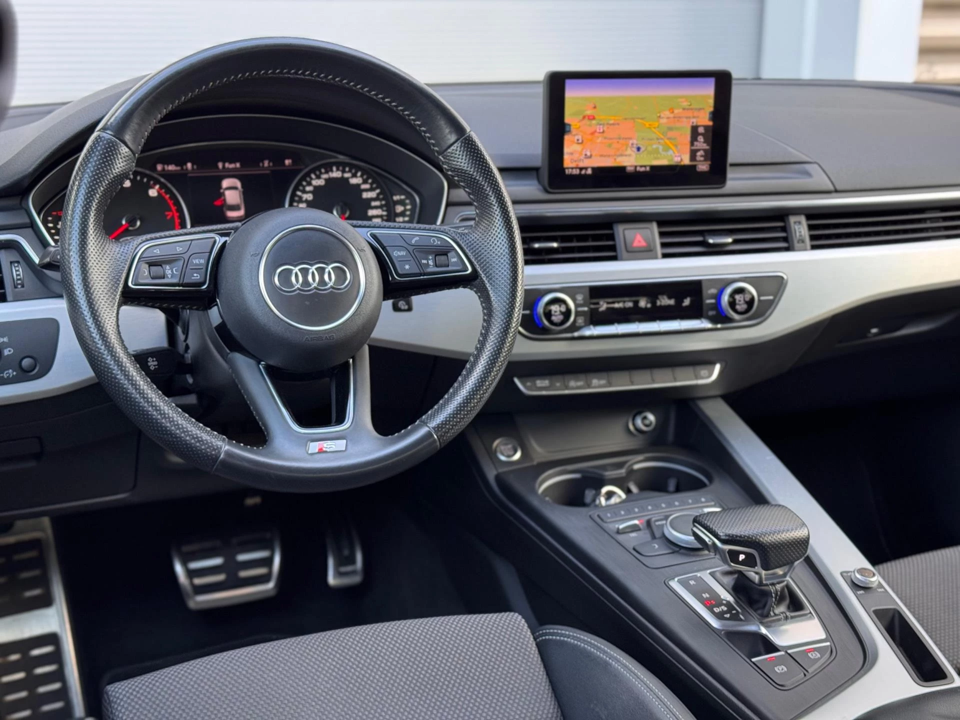 Hoofdafbeelding Audi A4