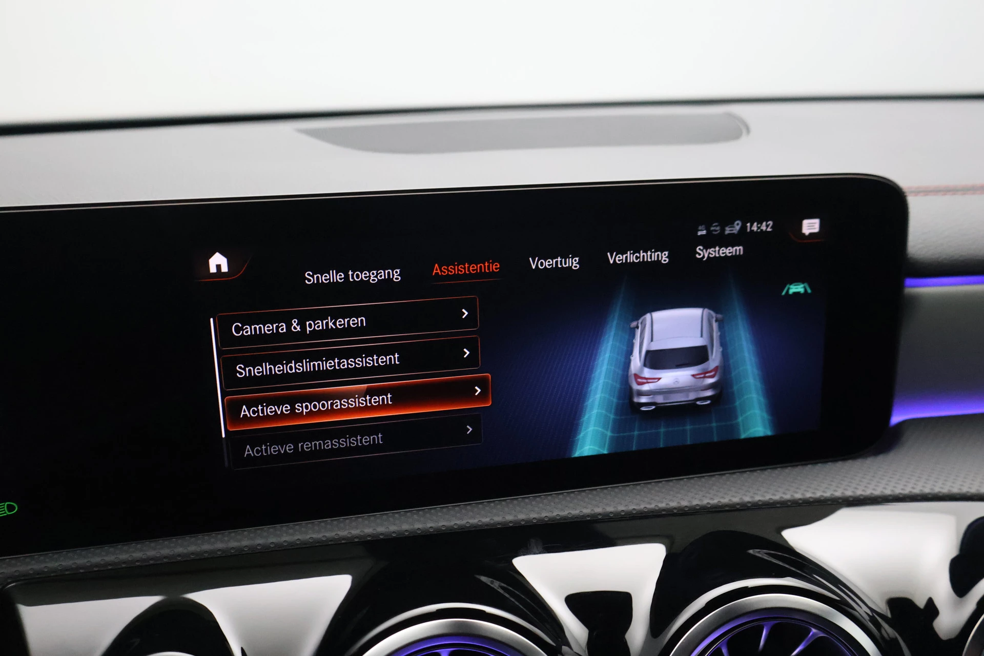 Hoofdafbeelding Mercedes-Benz CLA