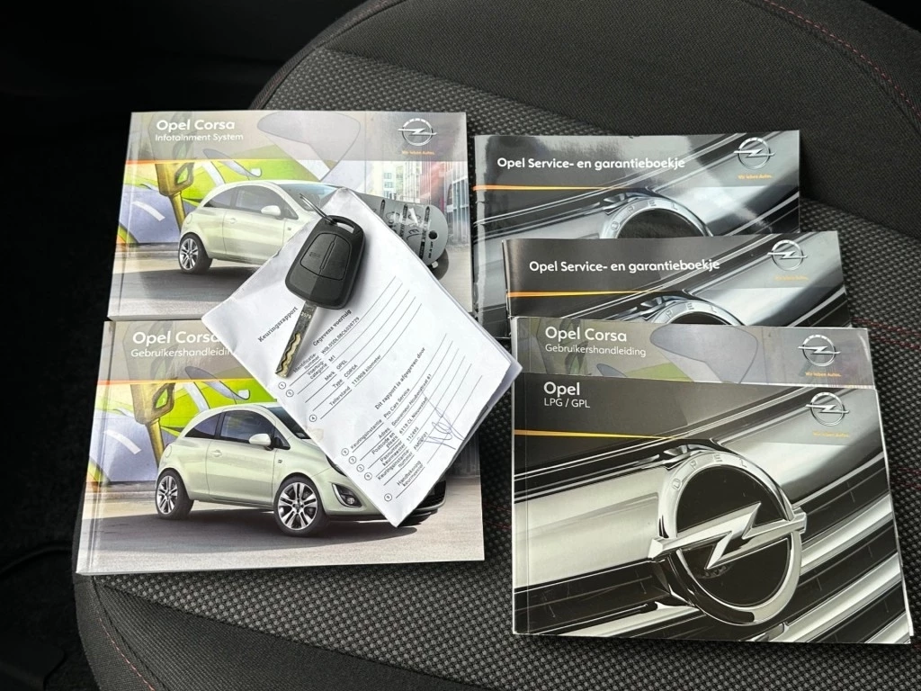 Hoofdafbeelding Opel Corsa