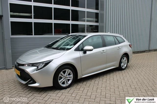 Toyota Corolla Touring Sports 1.8 Hybrid Active NL Auto 1e Eigenaar  Apple Carplay .10 keer op voorraad.