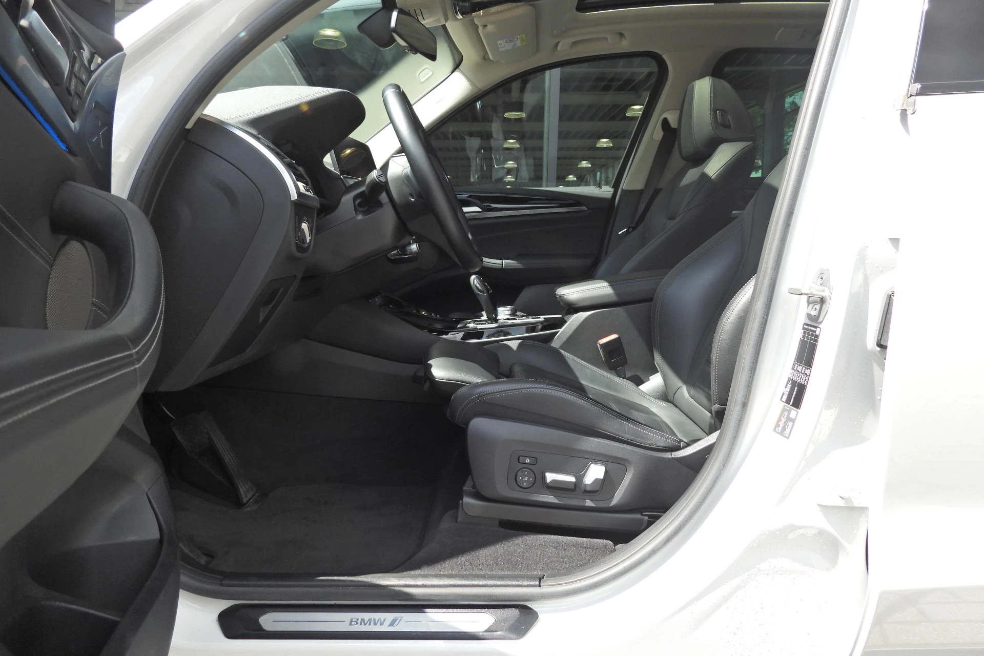 Hoofdafbeelding BMW iX3