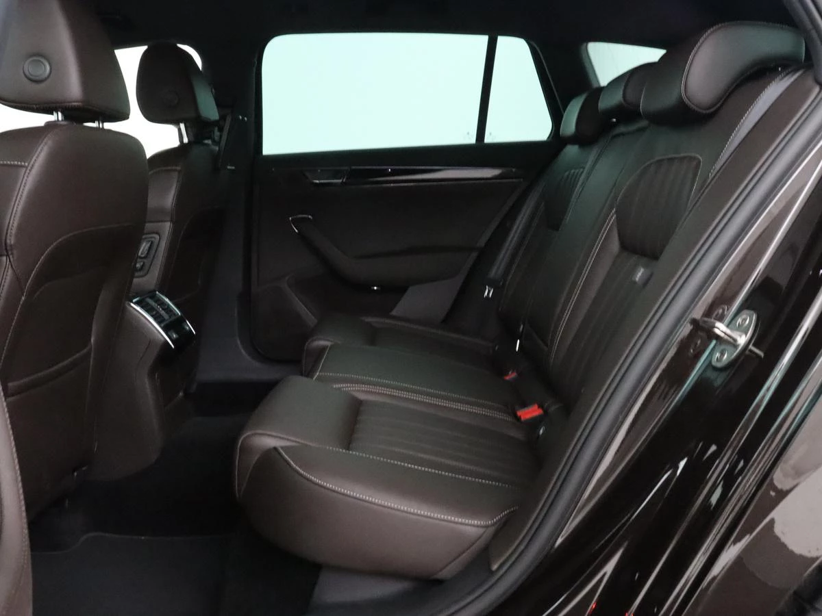Hoofdafbeelding Škoda Superb