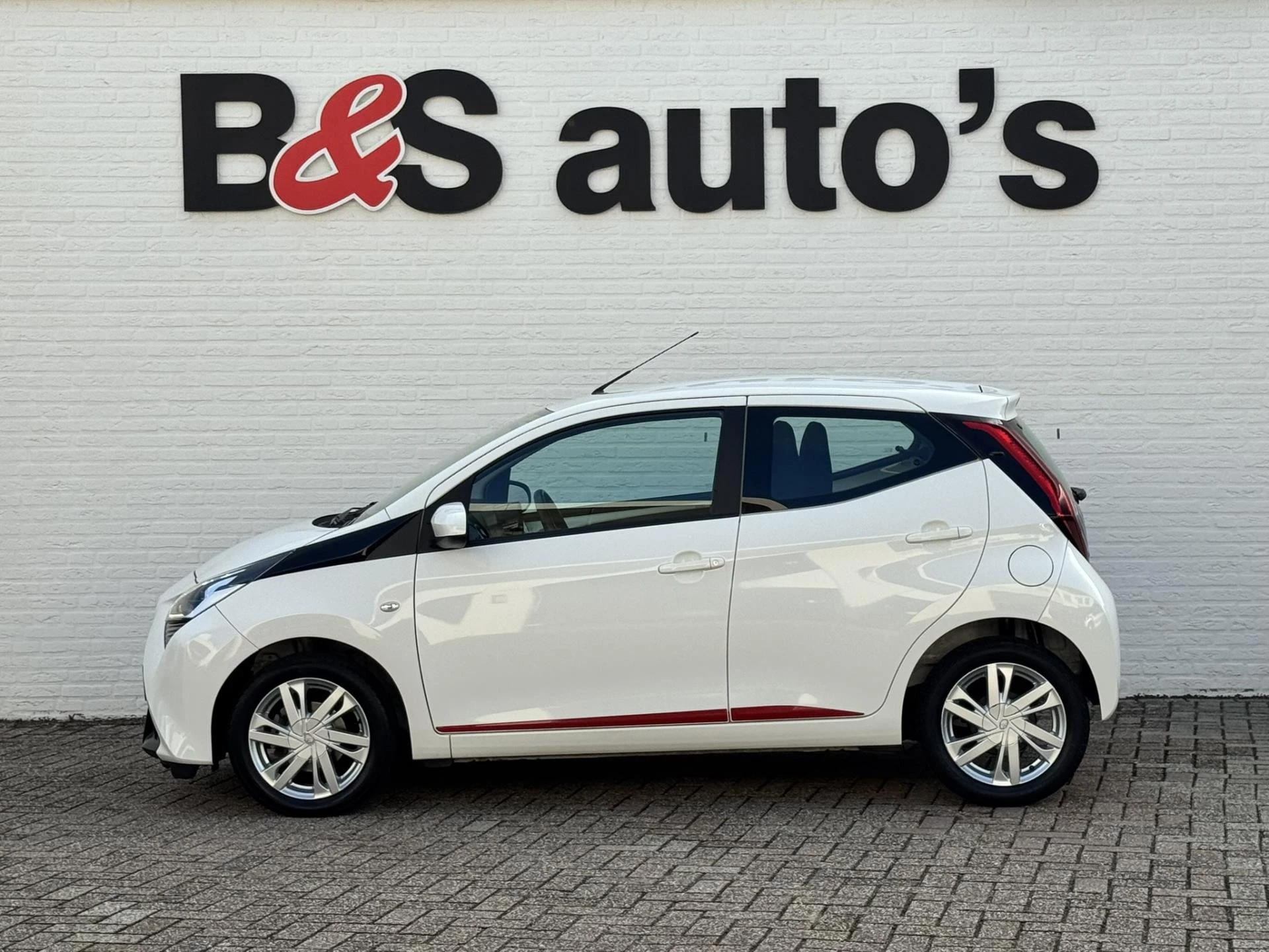 Hoofdafbeelding Toyota Aygo