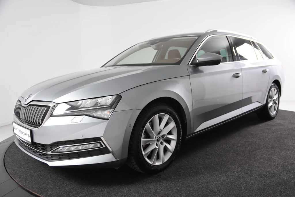 Hoofdafbeelding Škoda Superb
