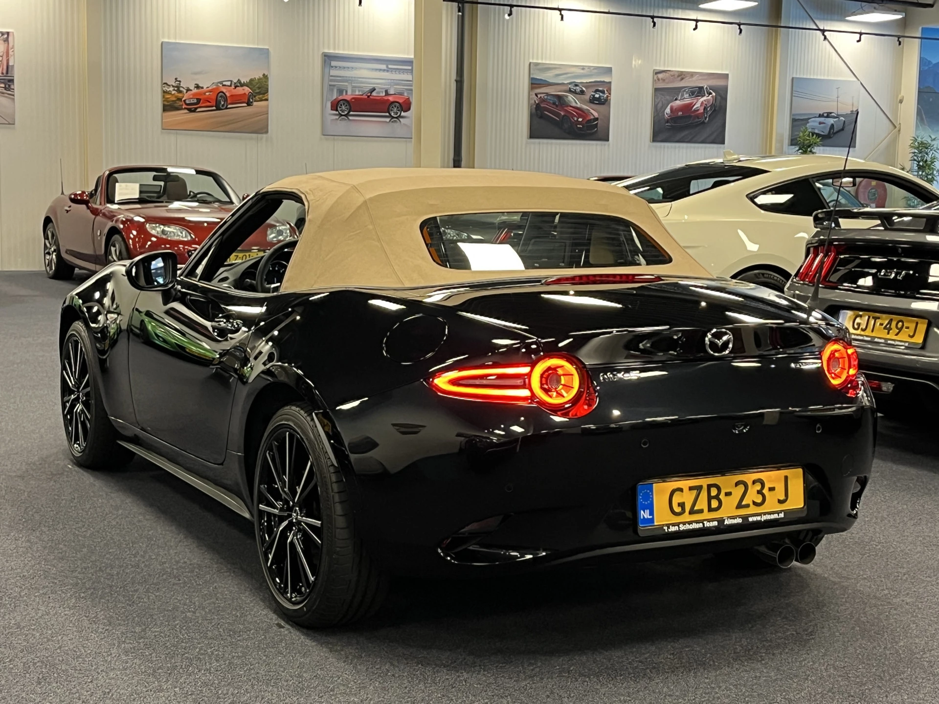 Hoofdafbeelding Mazda MX-5