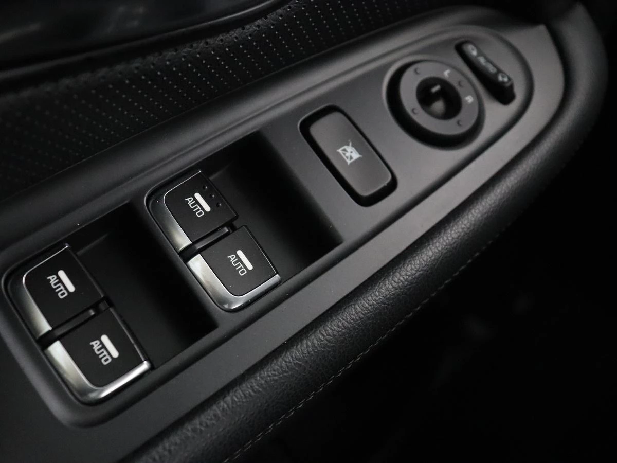 Hoofdafbeelding Kia Carens