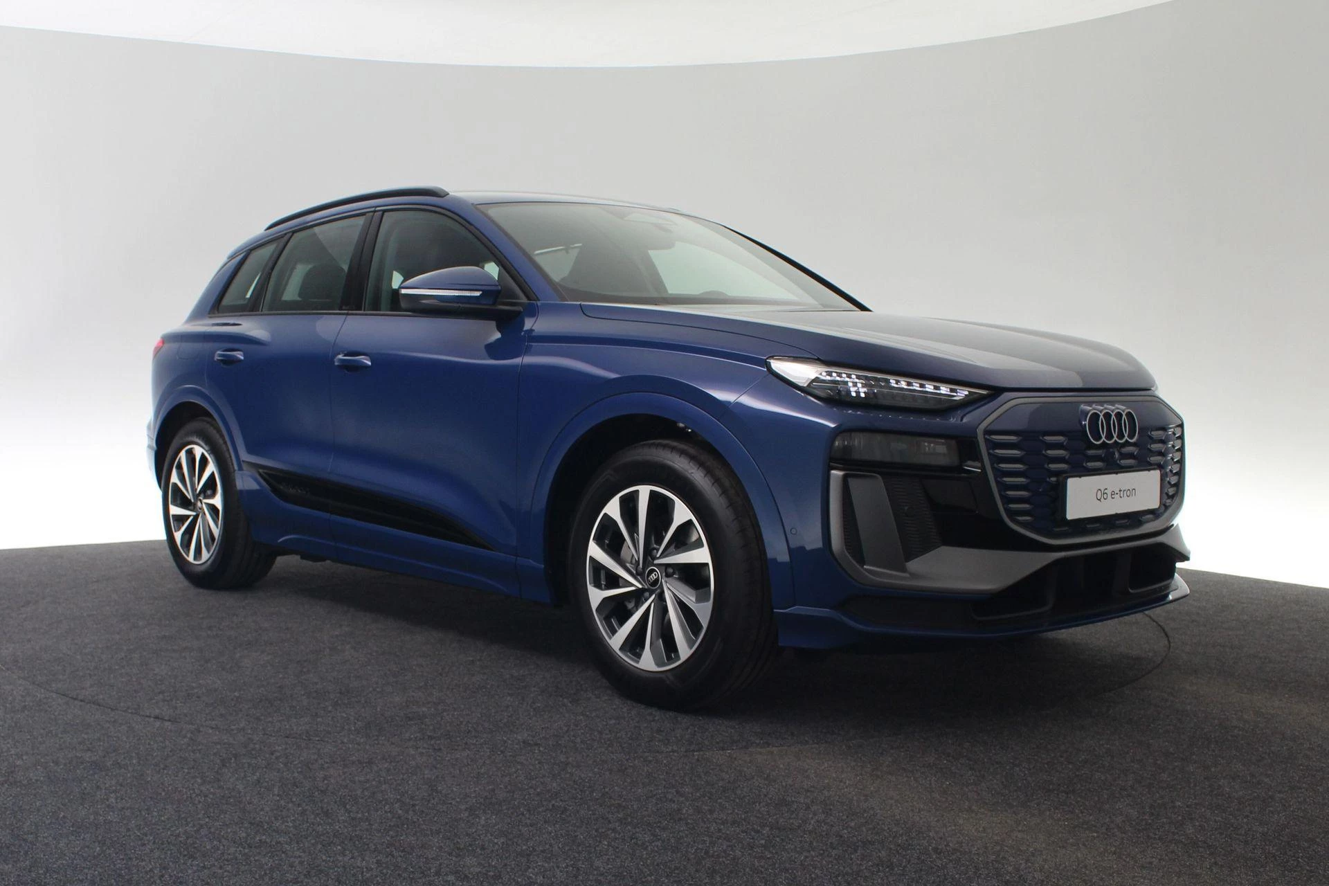 Hoofdafbeelding Audi Q6 e-tron