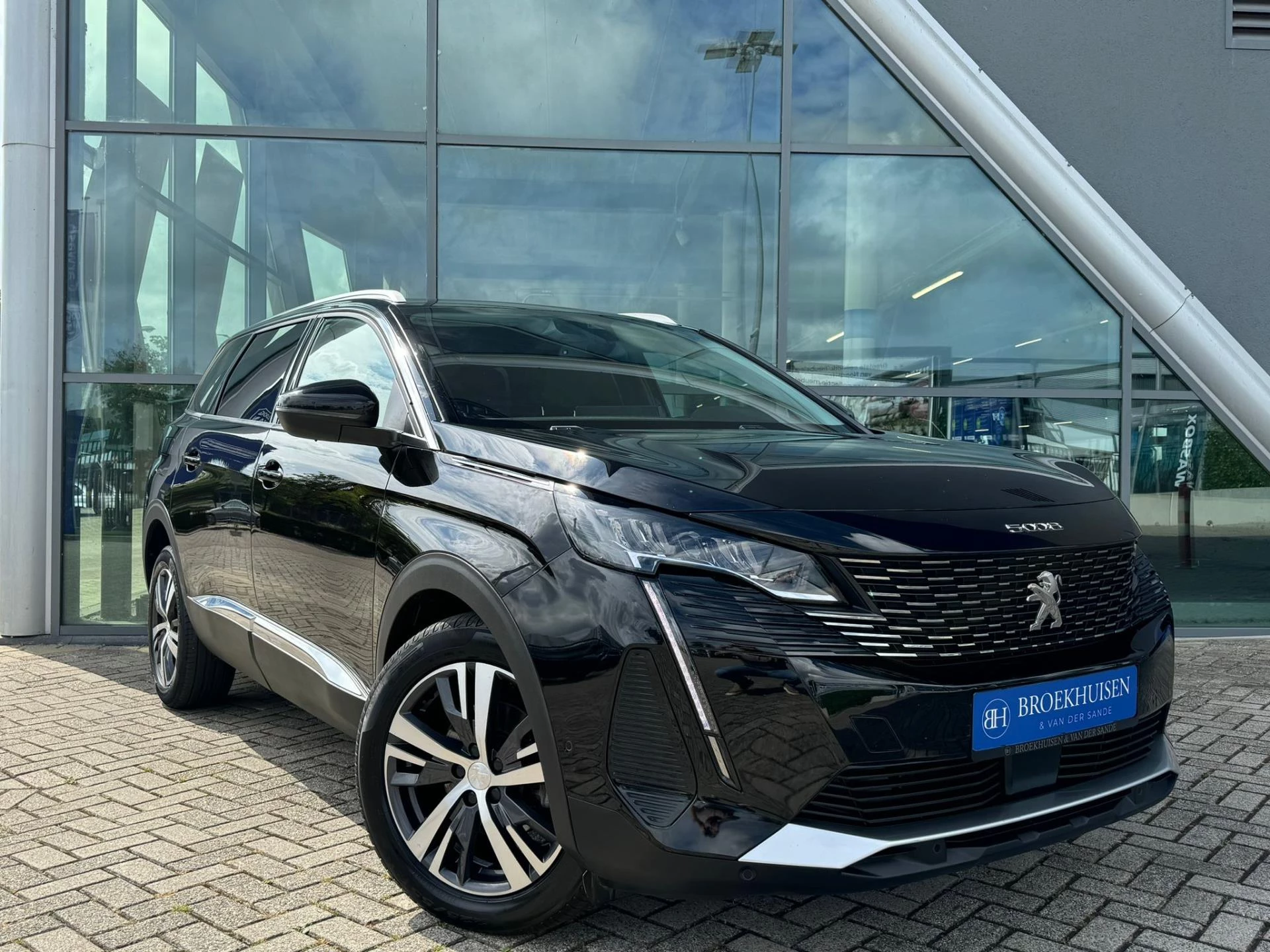 Hoofdafbeelding Peugeot 5008
