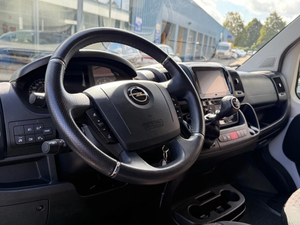 Hoofdafbeelding Opel Movano