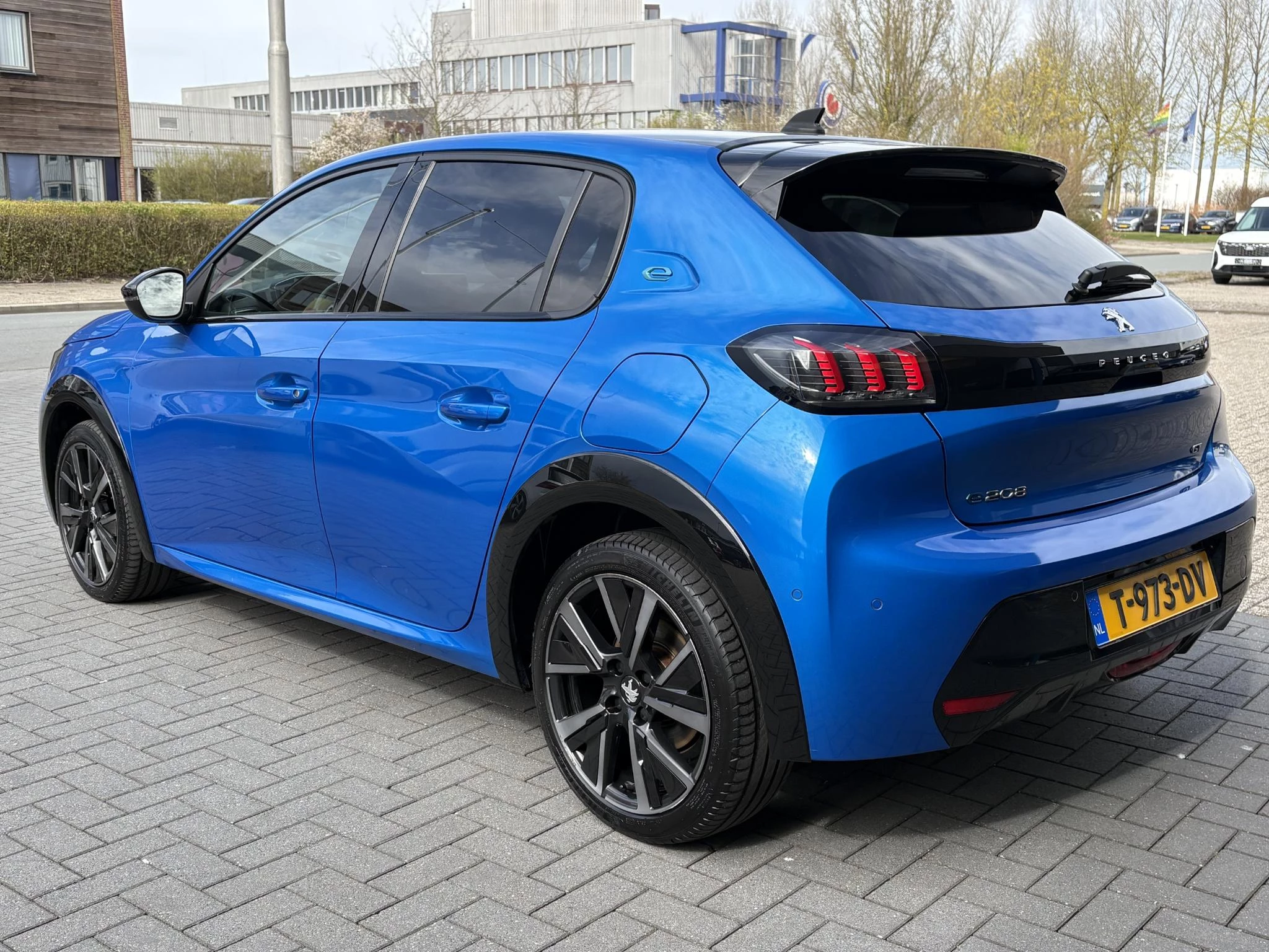 Hoofdafbeelding Peugeot e-208