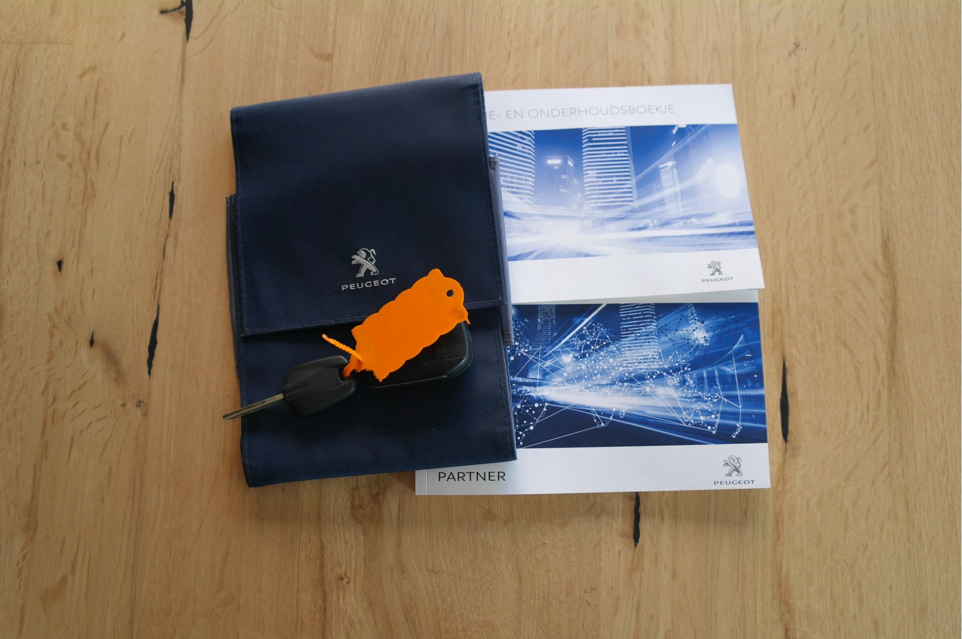 Hoofdafbeelding Peugeot Partner