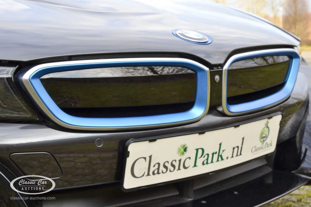Hoofdafbeelding BMW i8