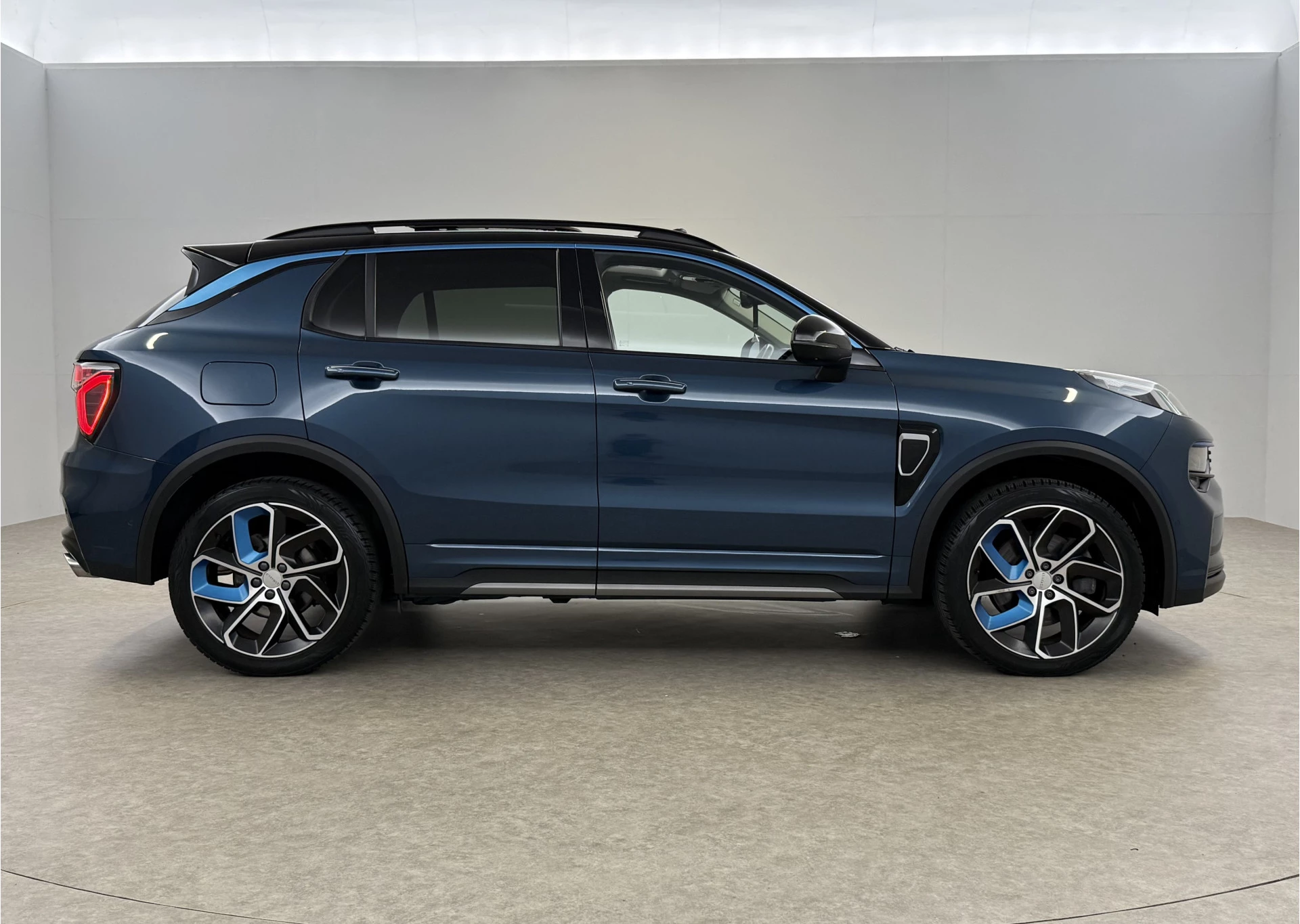 Hoofdafbeelding Lynk & Co 01