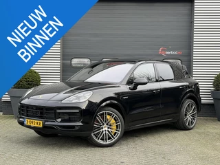 Porsche Cayenne 4.0 Turbo S E-Hybrid 680 PK | Keramische Remmen | Panoramadak | Head-Up Display | 360* Camera | Carbon | Elektrische Trekhaak |