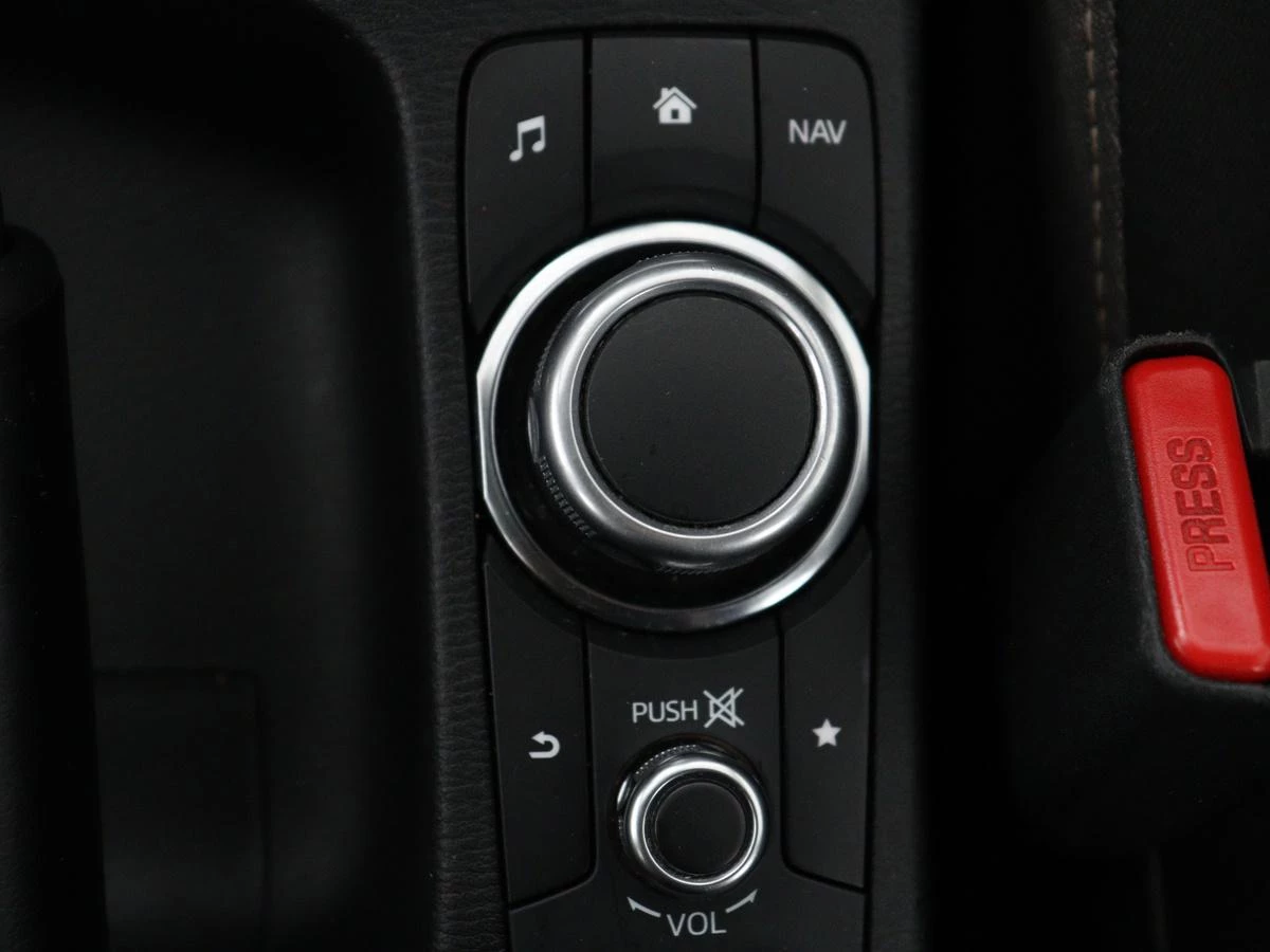 Hoofdafbeelding Mazda 2