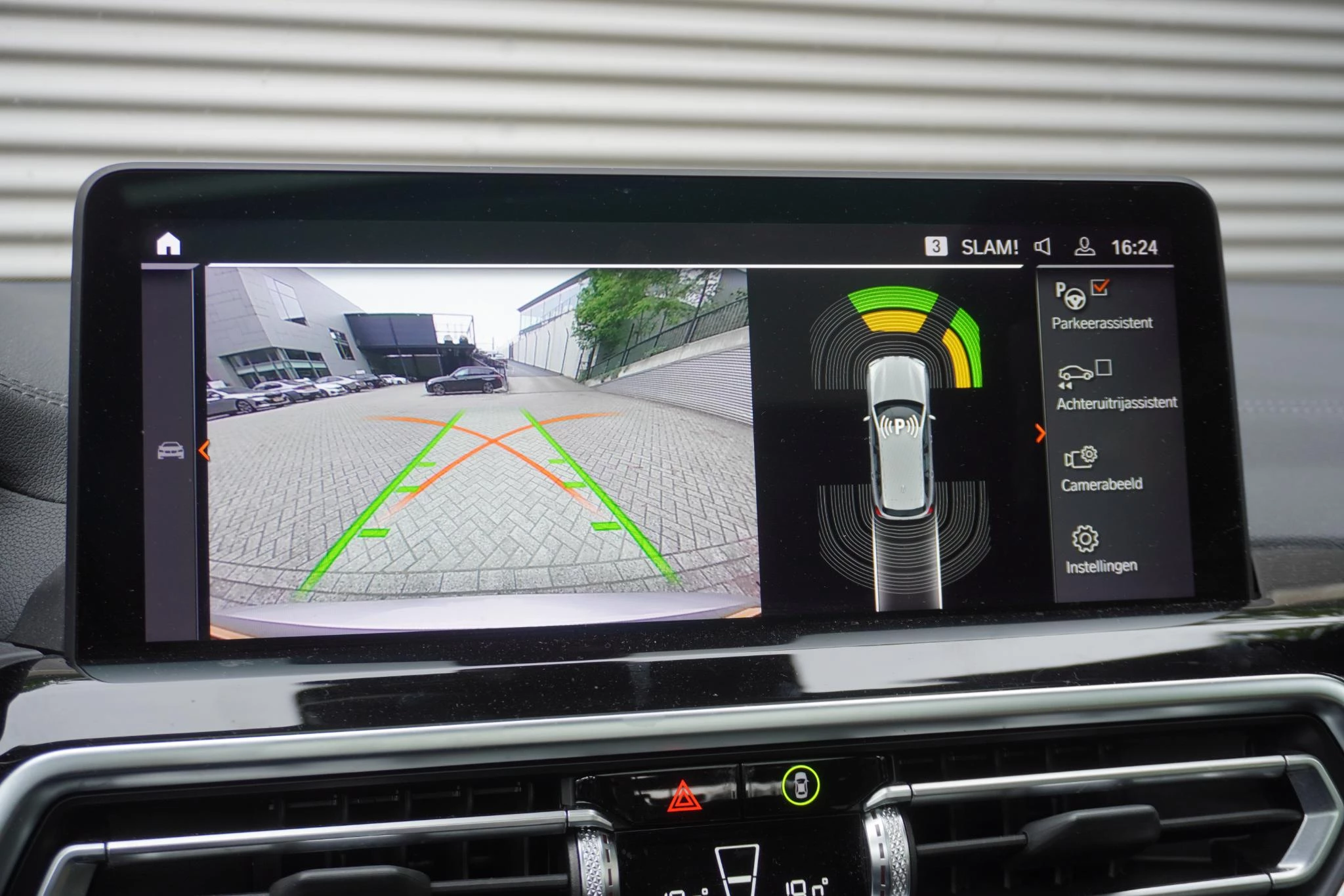 Hoofdafbeelding BMW iX3