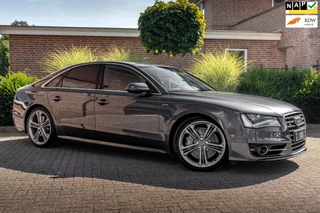 Hoofdafbeelding Audi S8 Audi S8 4.0 TFSI Quattro 670pk | Ceramisch | B&O | Pro Line + | 21''