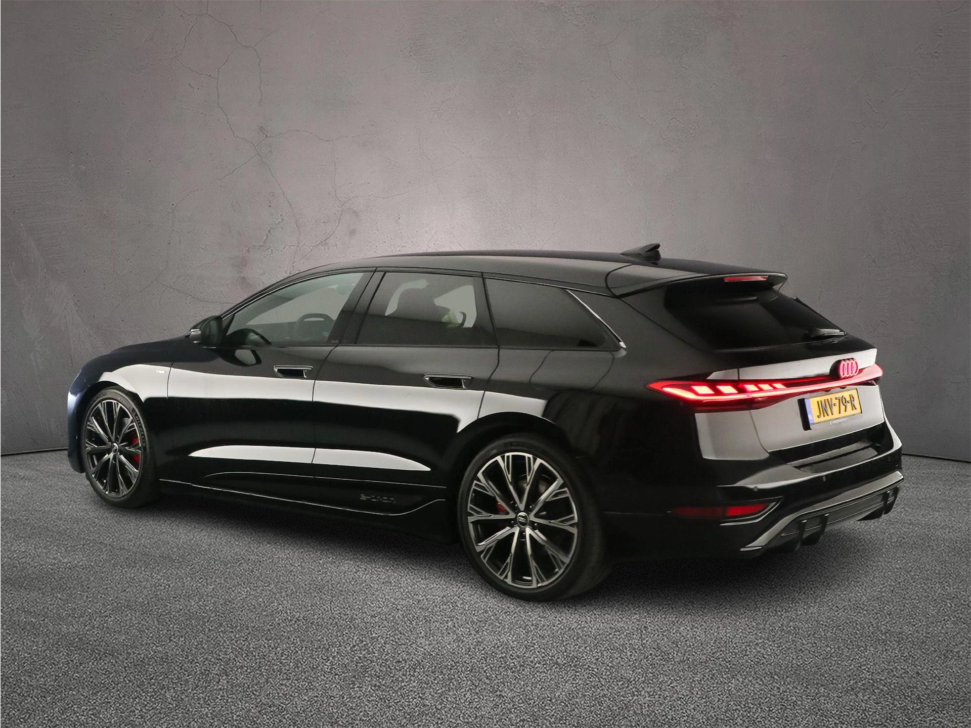 Hoofdafbeelding Audi A6 Avant e-tron