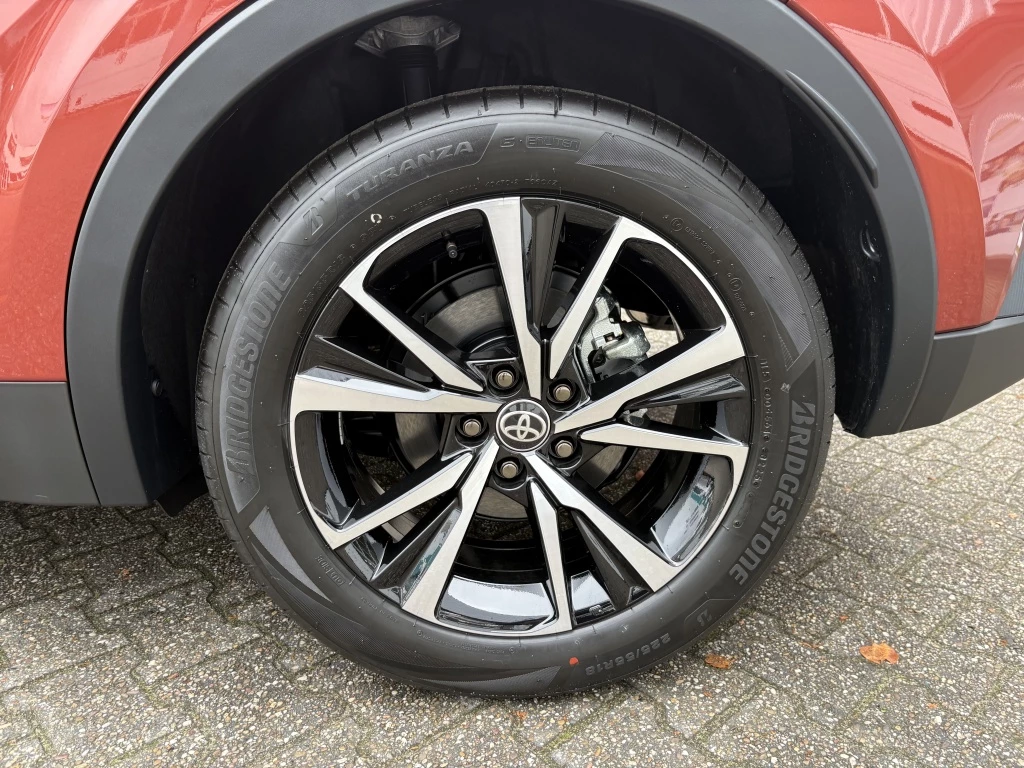 Hoofdafbeelding Toyota C-HR