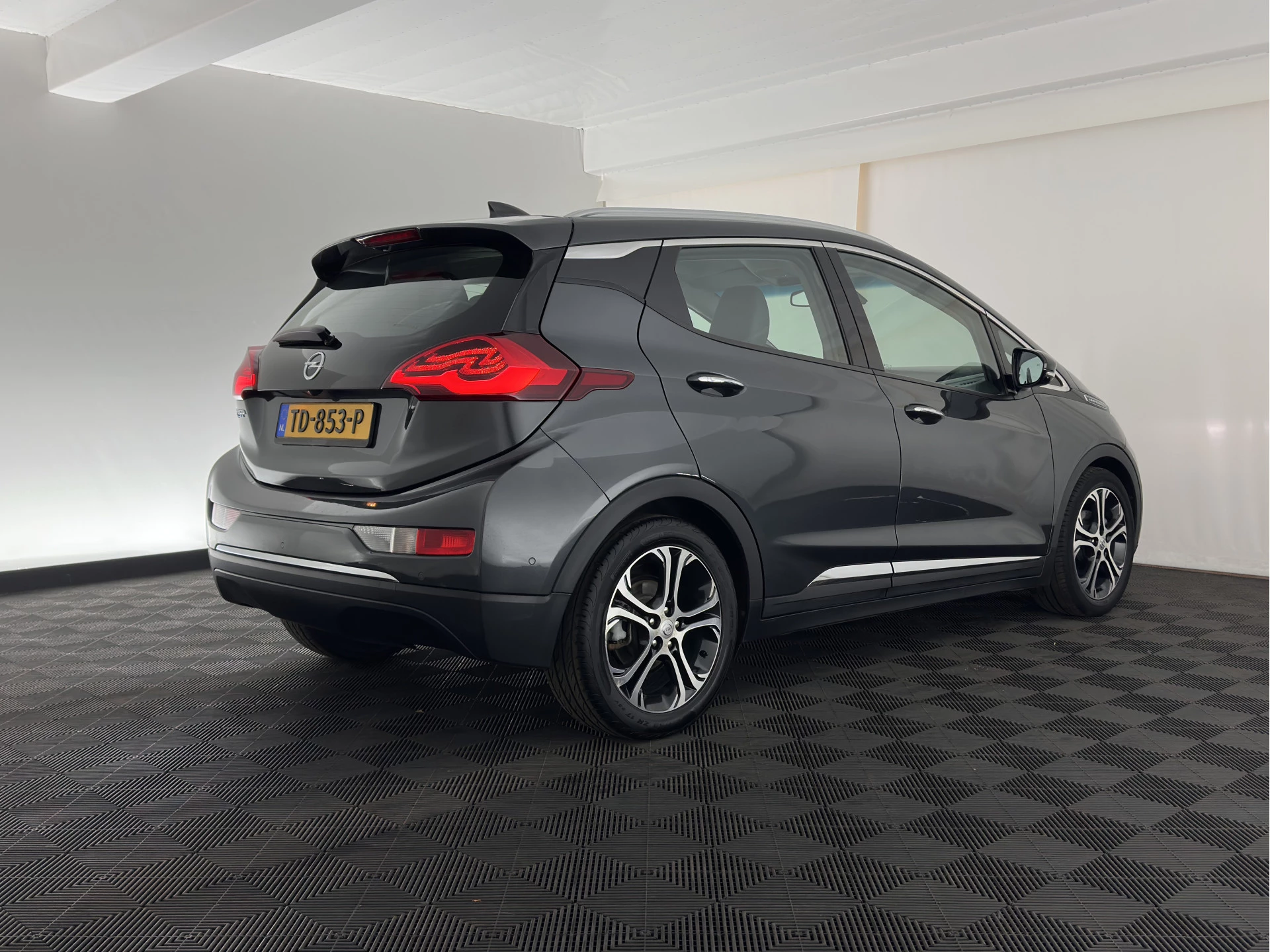Hoofdafbeelding Opel Ampera-e