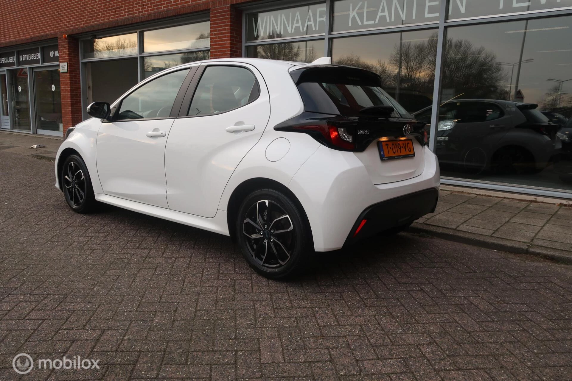 Hoofdafbeelding Toyota Yaris