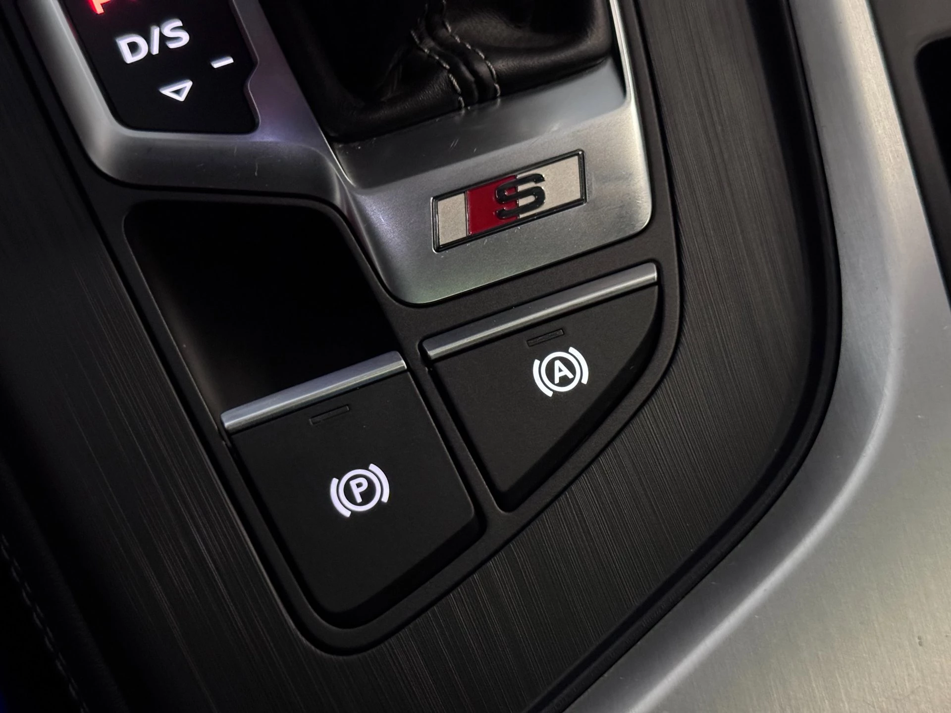 Hoofdafbeelding Audi S4