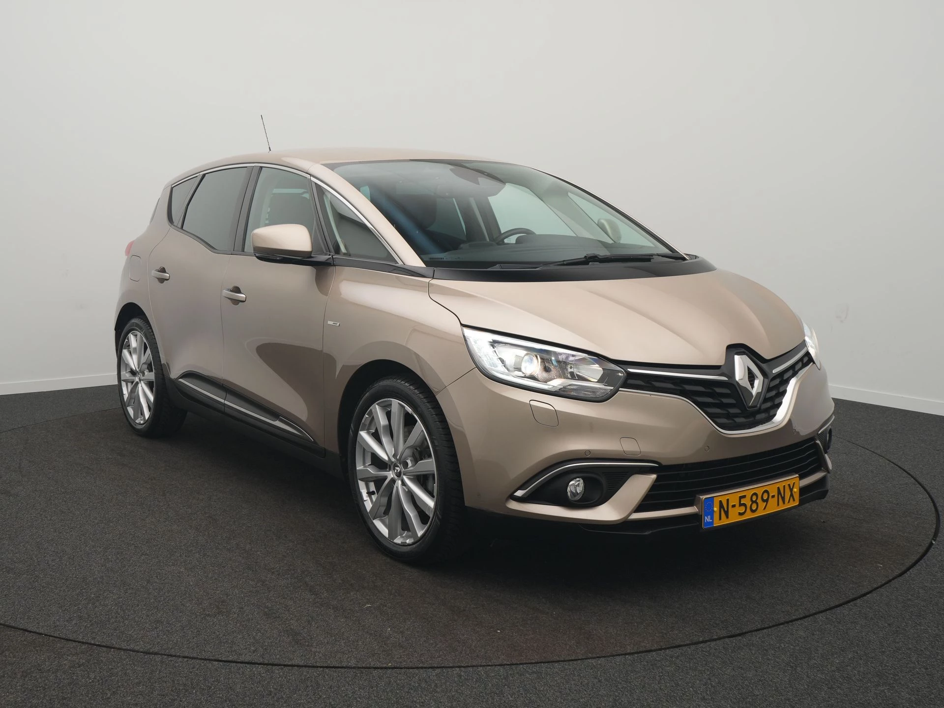 Hoofdafbeelding Renault Scénic