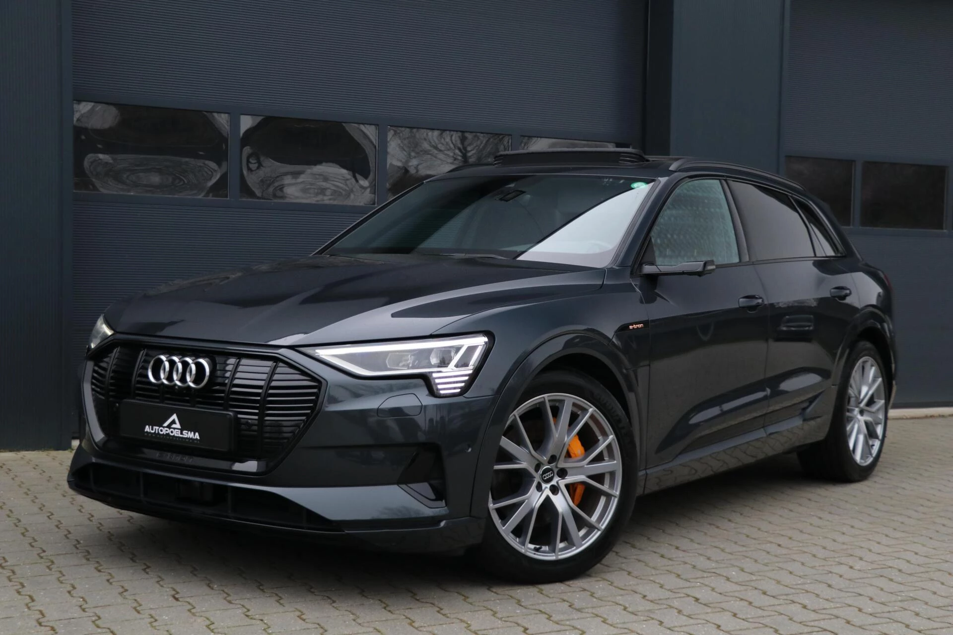 Hoofdafbeelding Audi e-tron