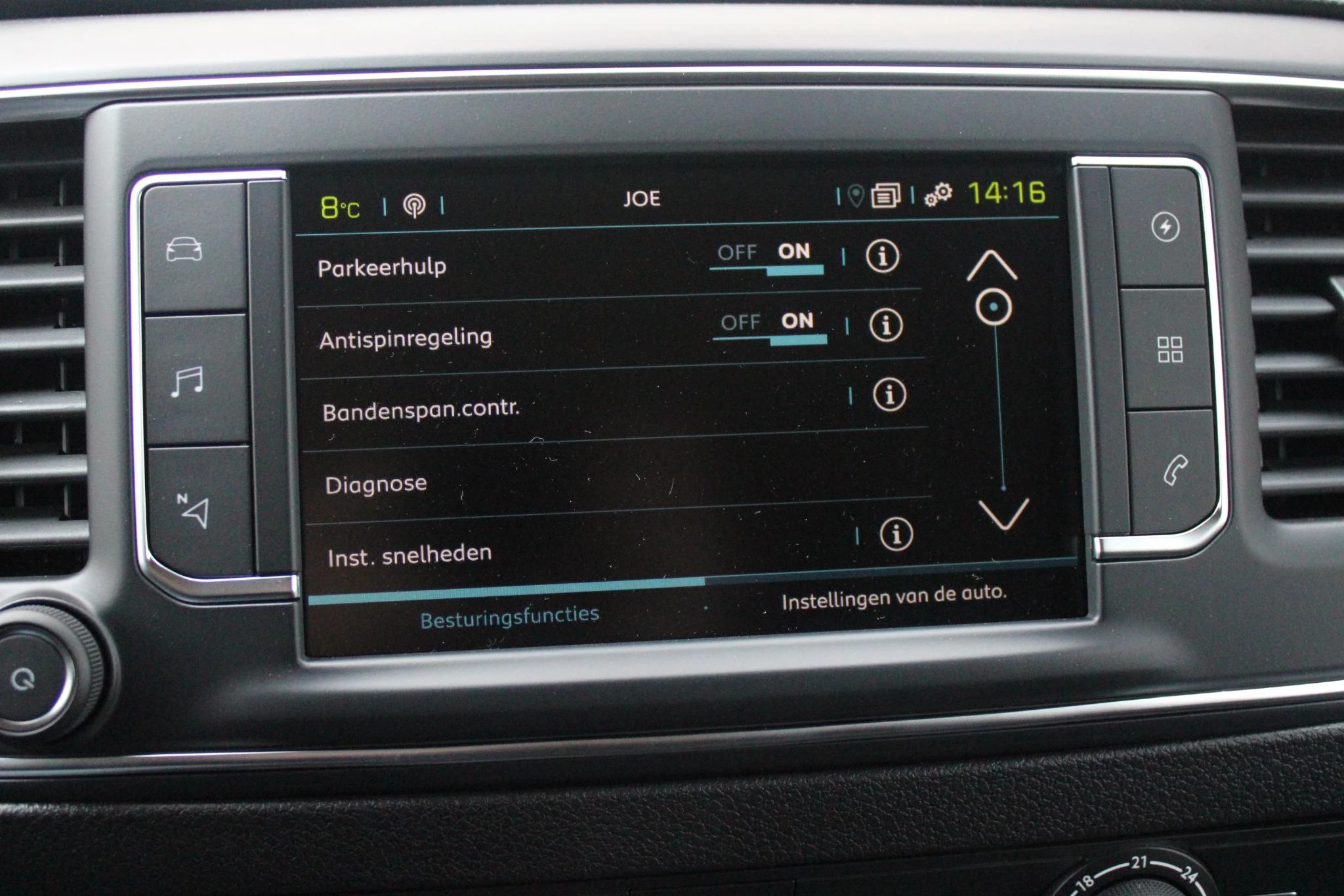 Hoofdafbeelding Peugeot e-Expert