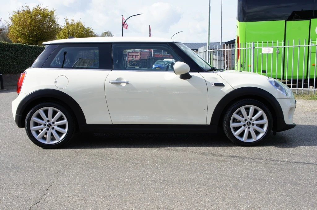 Hoofdafbeelding MINI One