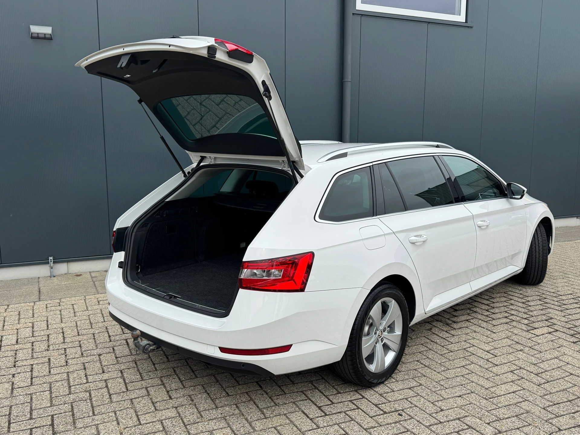 Hoofdafbeelding Škoda Superb