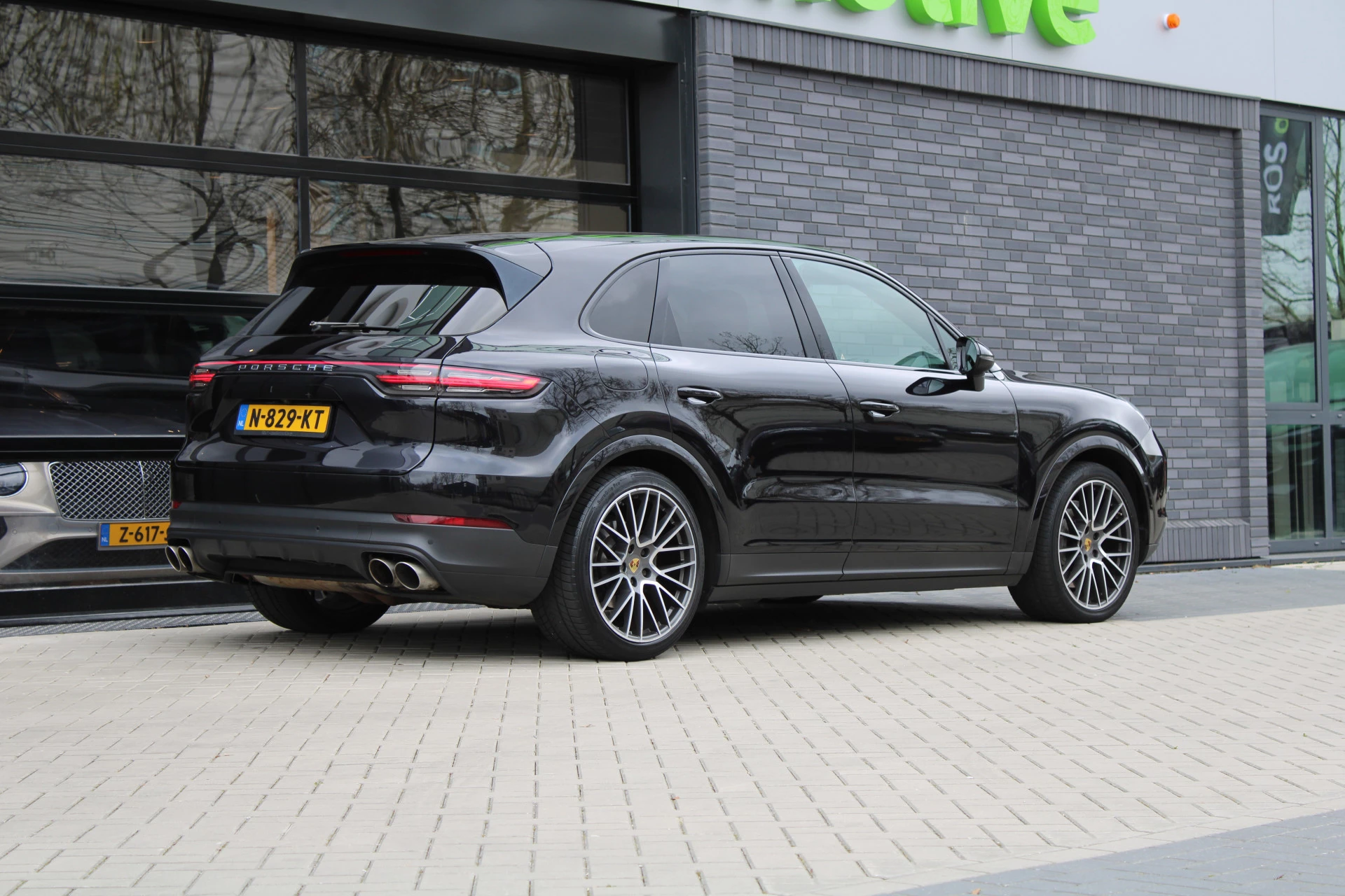 Hoofdafbeelding Porsche Cayenne
