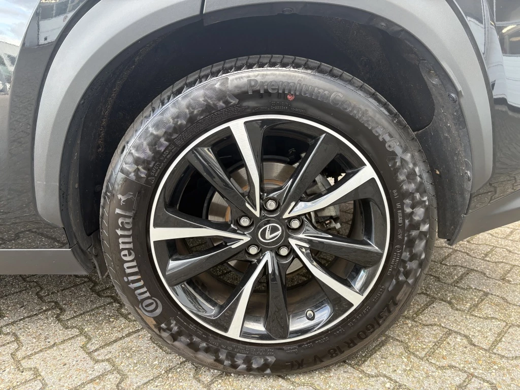 Hoofdafbeelding Lexus NX