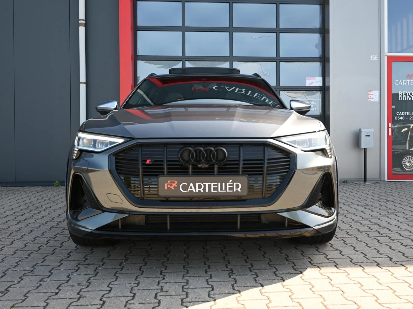 Hoofdafbeelding Audi e-tron