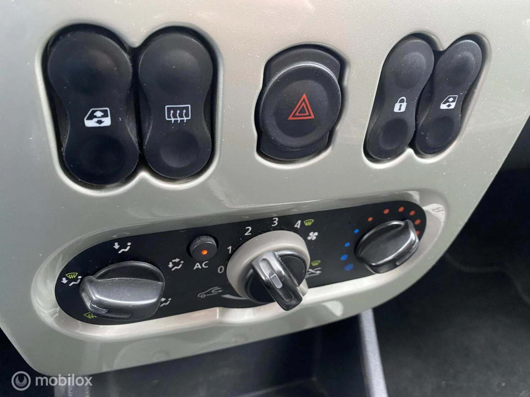 Hoofdafbeelding Dacia Logan