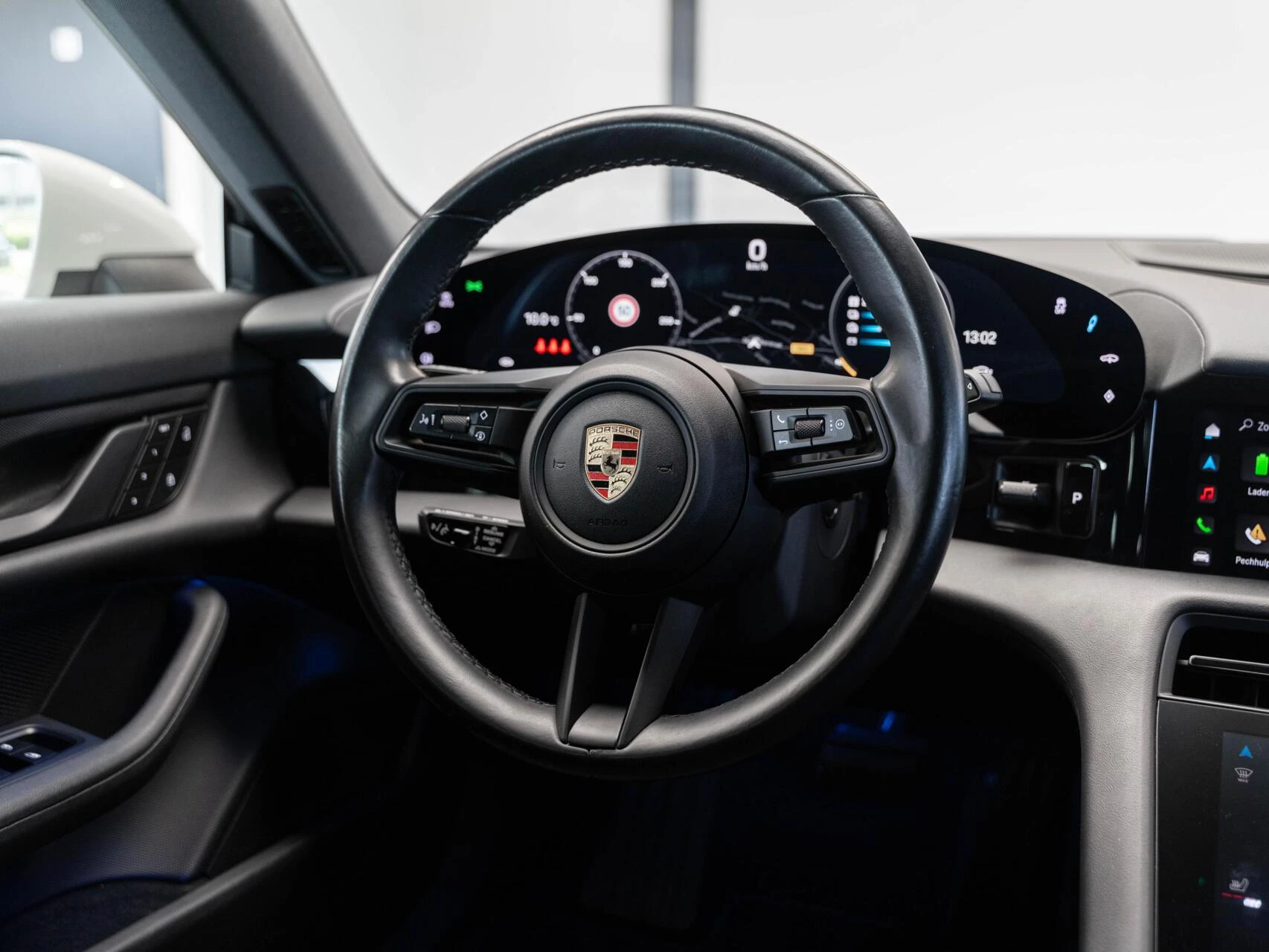 Hoofdafbeelding Porsche Taycan