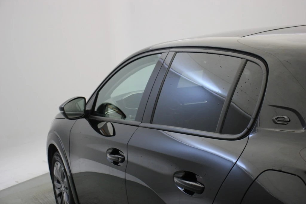 Hoofdafbeelding Peugeot e-208