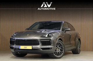 Hoofdafbeelding Porsche Cayenne Porsche Cayenne Coupé 3.0 E-Hybrid 462PK | Panoramadak | 360 Camera | Luchtvering | Dealer Onderhouden | Sport-Chrono | 21 inch velgen | Sportuitlaat | Blind Spot | Nieuwe APK | Onderhoudsbeurt