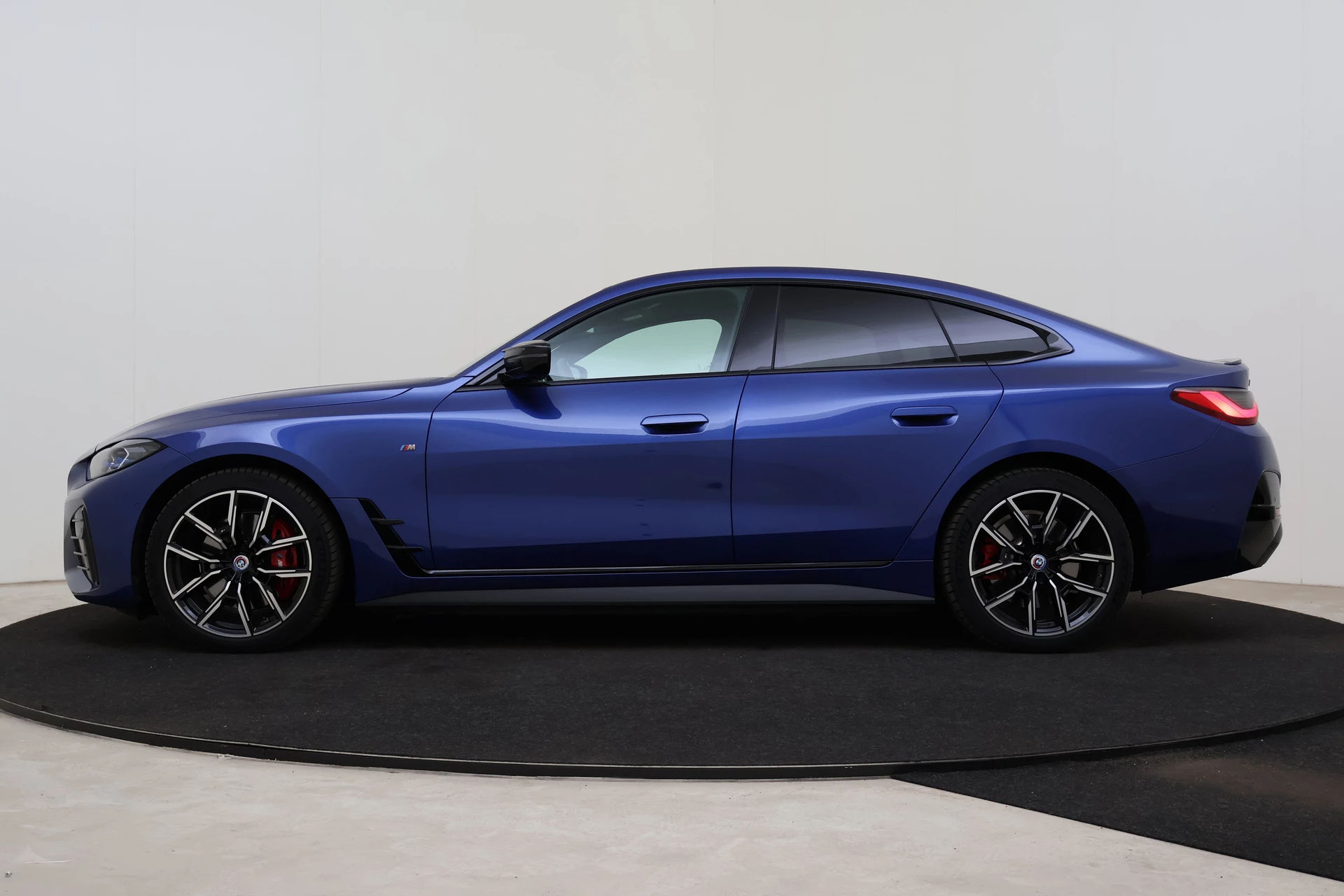 Hoofdafbeelding BMW i4