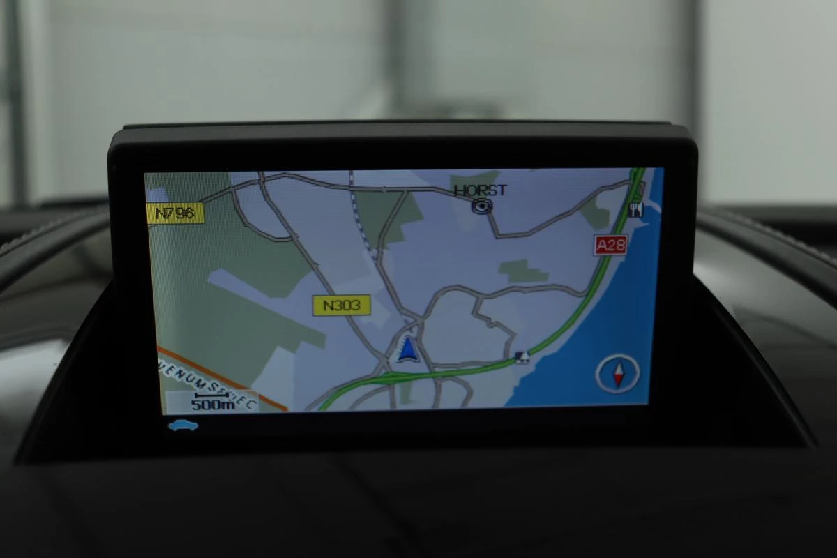 Hoofdafbeelding Aston Martin V12 Vantage