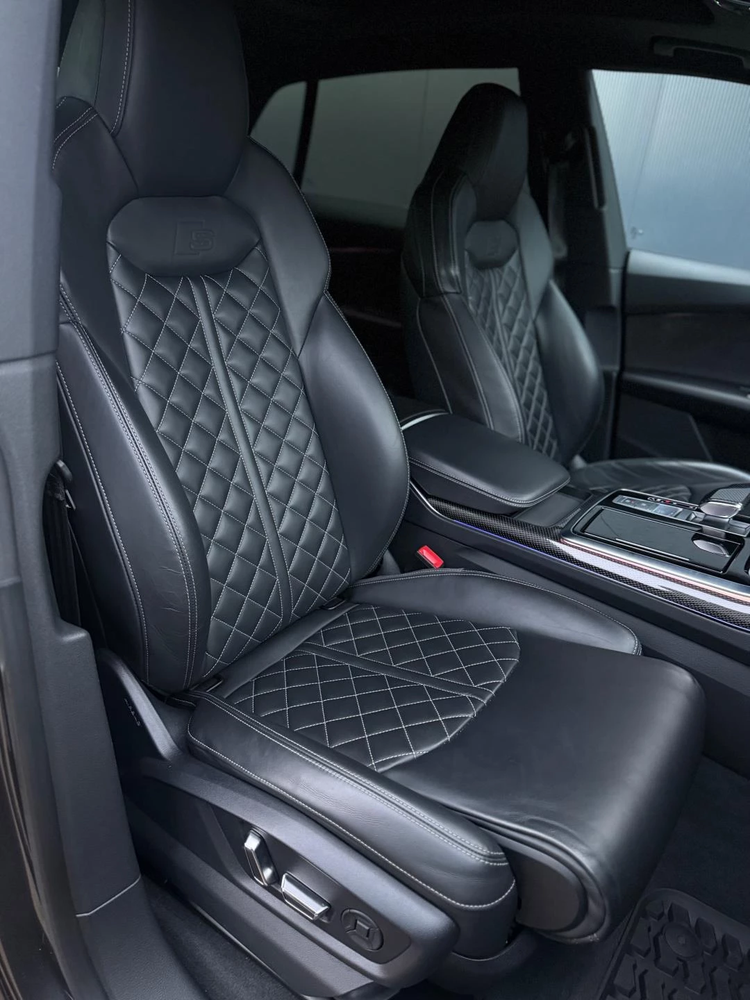 Hoofdafbeelding Audi Q8