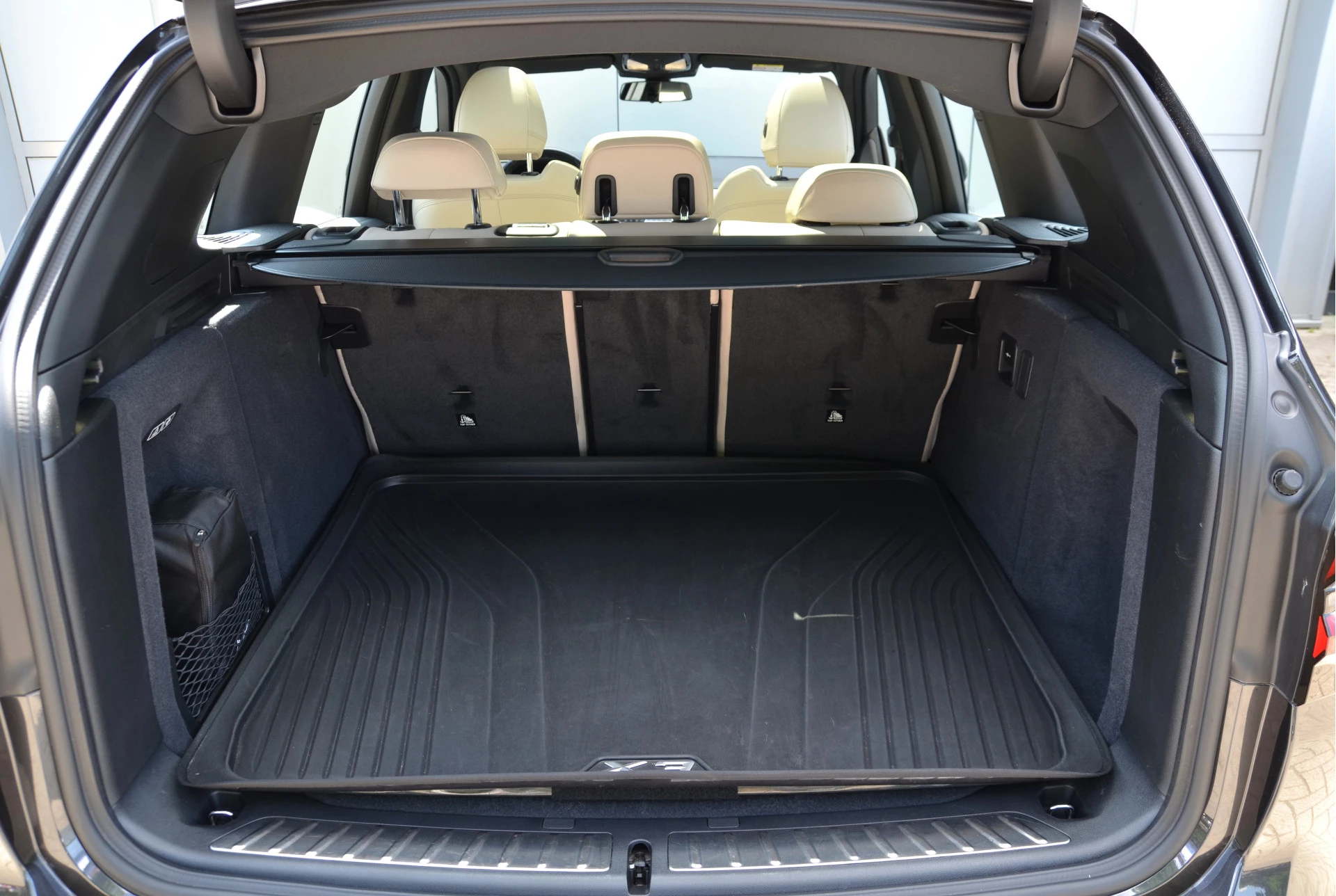 Hoofdafbeelding BMW iX3