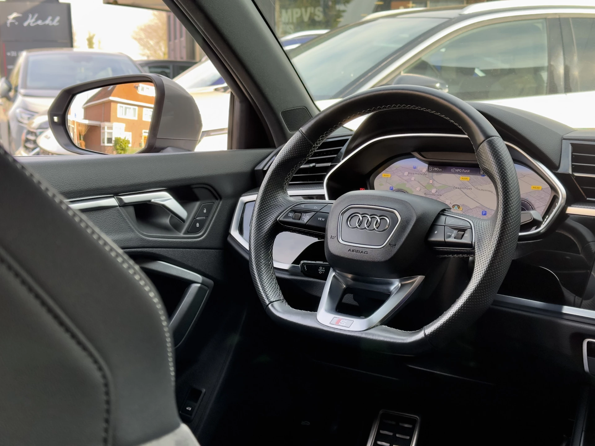 Hoofdafbeelding Audi Q3