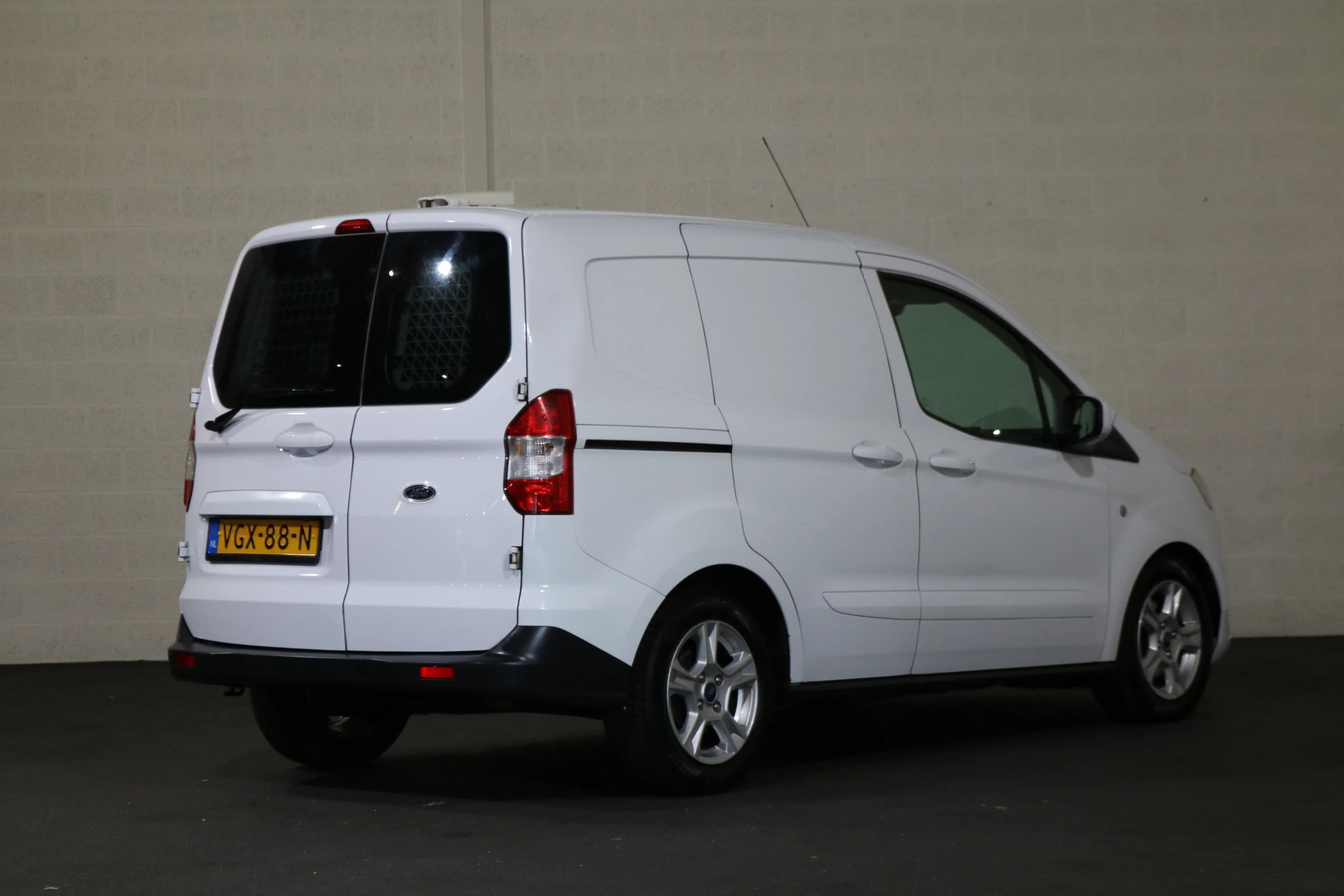Hoofdafbeelding Ford Transit Courier