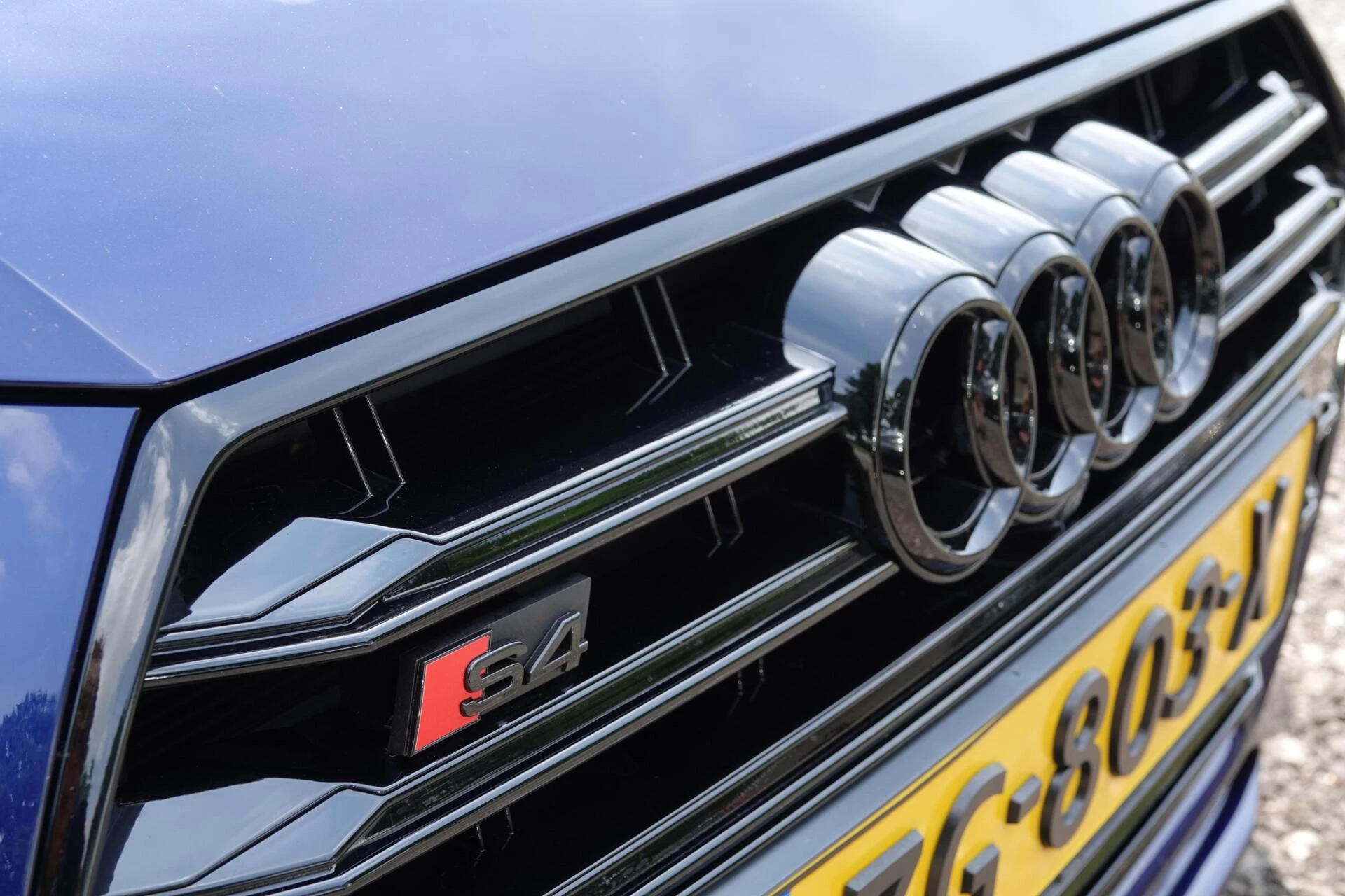 Hoofdafbeelding Audi S4