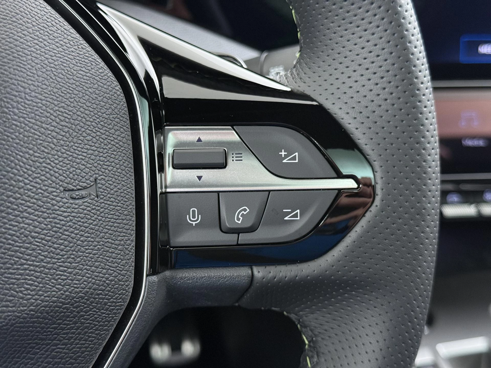 Hoofdafbeelding Peugeot 408