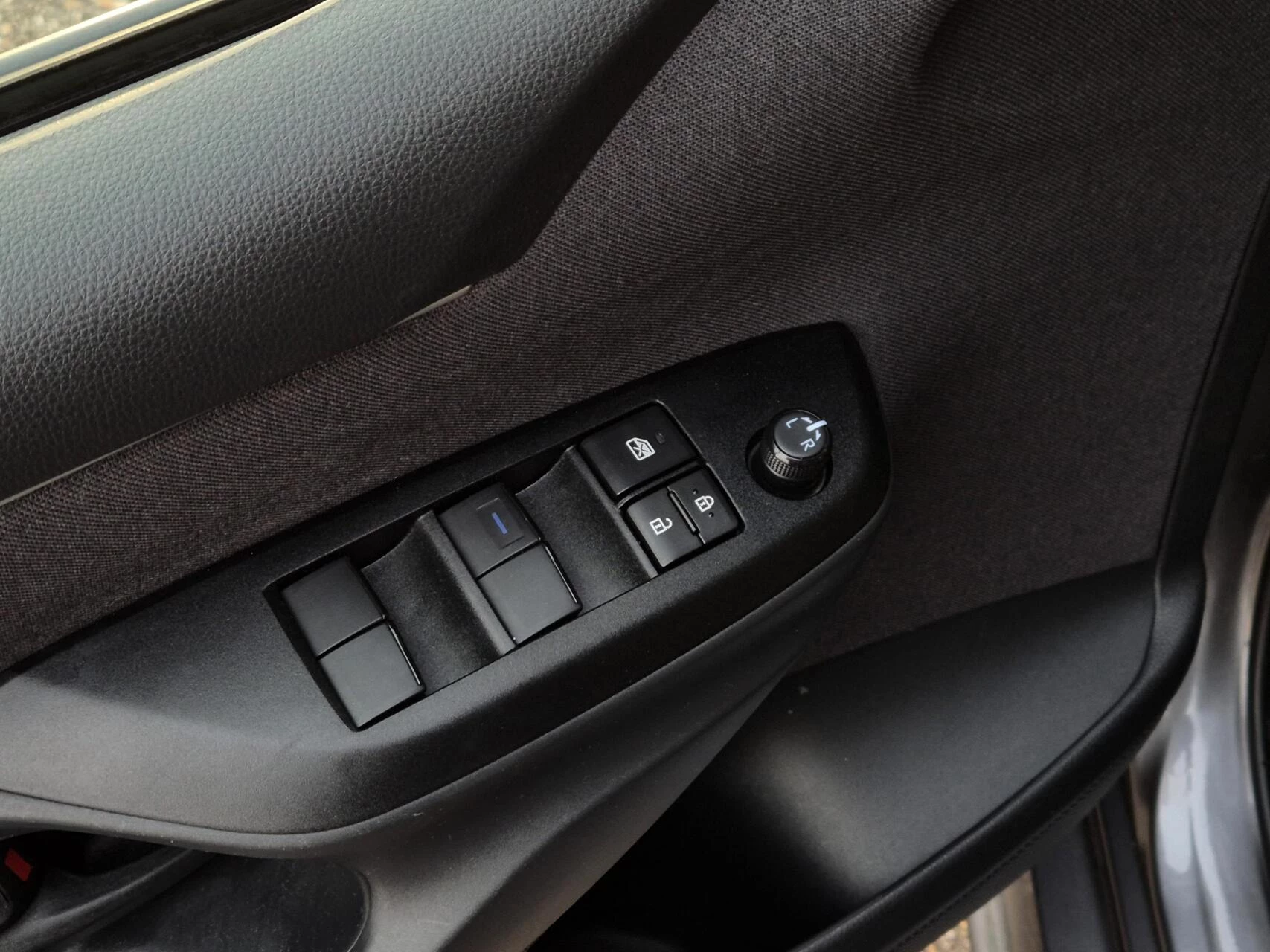 Hoofdafbeelding Mazda 2 Hybrid