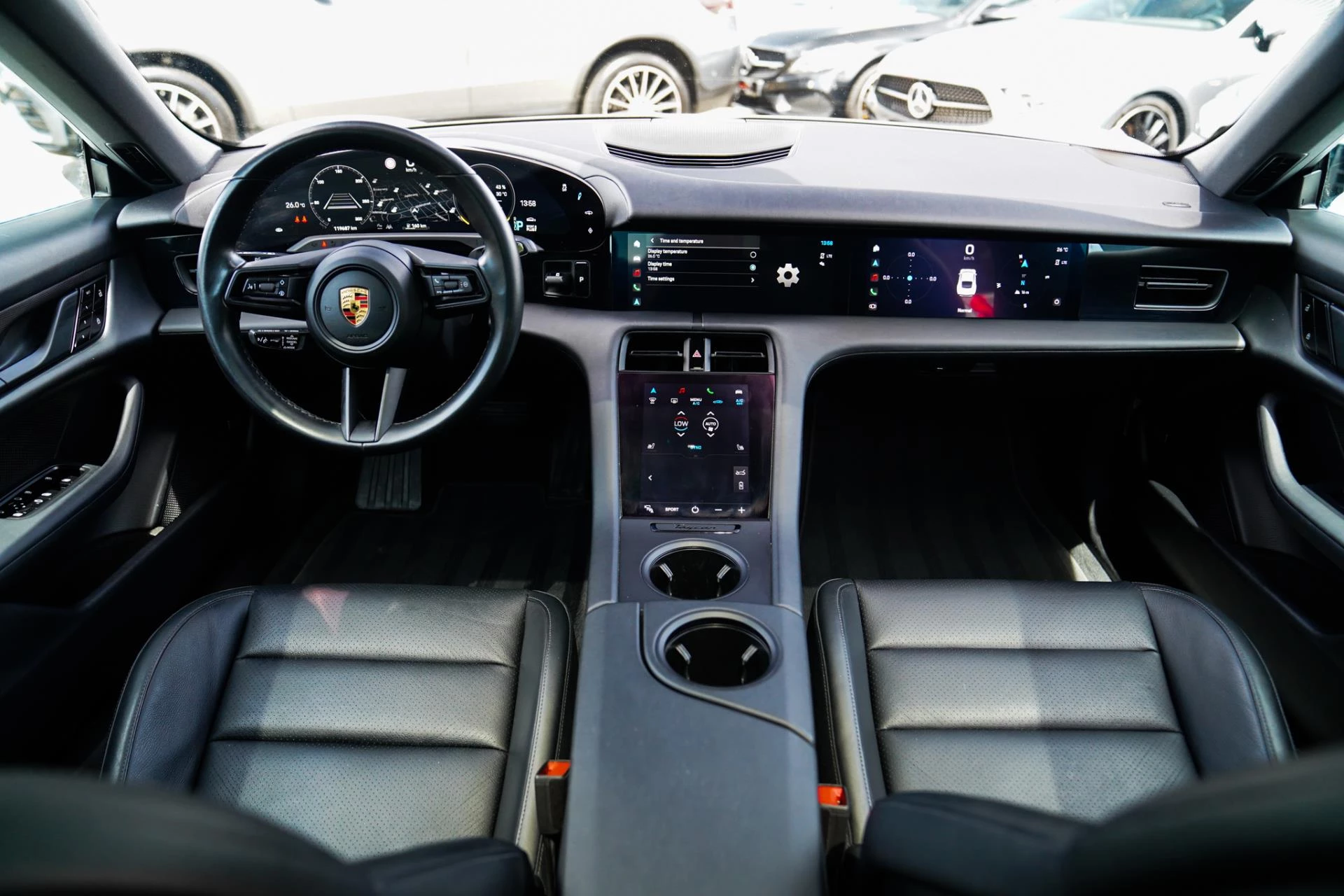 Hoofdafbeelding Porsche Taycan