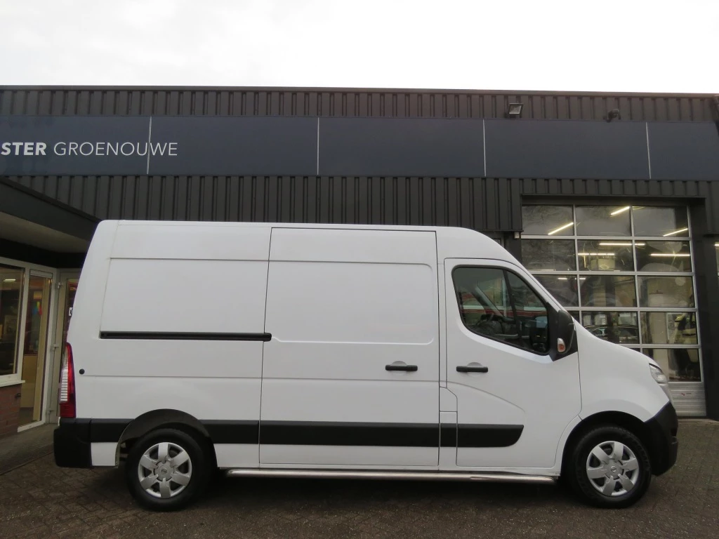 Hoofdafbeelding Nissan NV400